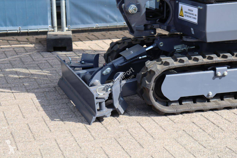 Екскаватор Eurotrac SQ18A/HE18CP