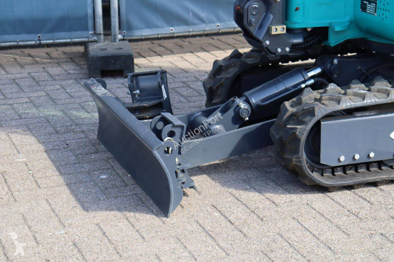 Sunward SWE 20F excavator