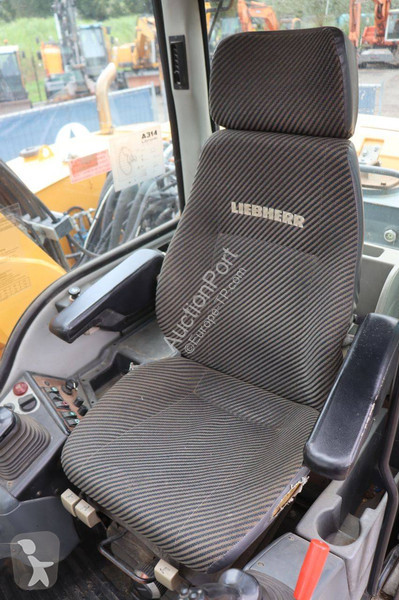 Екскаватор Liebherr A314