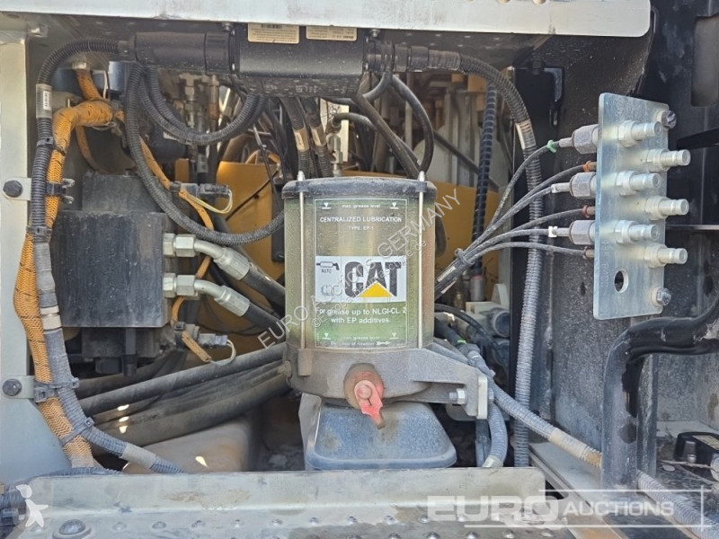 Koparka Caterpillar M320F