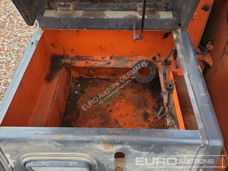 Escavadora Hitachi