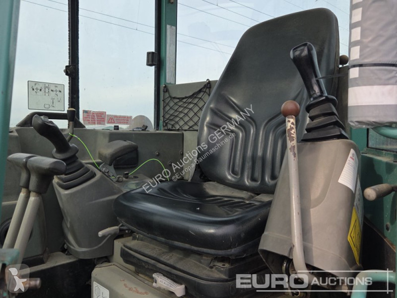 Excavadora Yanmar ViO33U