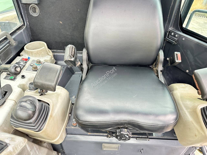 Skovel Yanmar VIO50-6B
