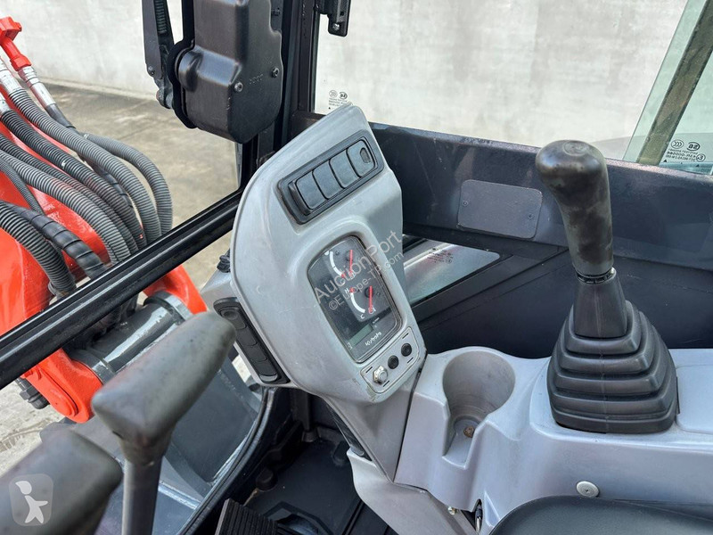 Skovel Kubota KX155-5