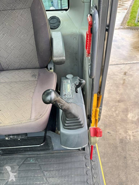 Skovel XCMG XE55DA