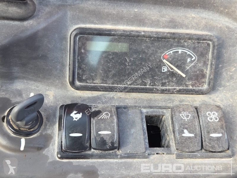 Excavadora Volvo ECR25D