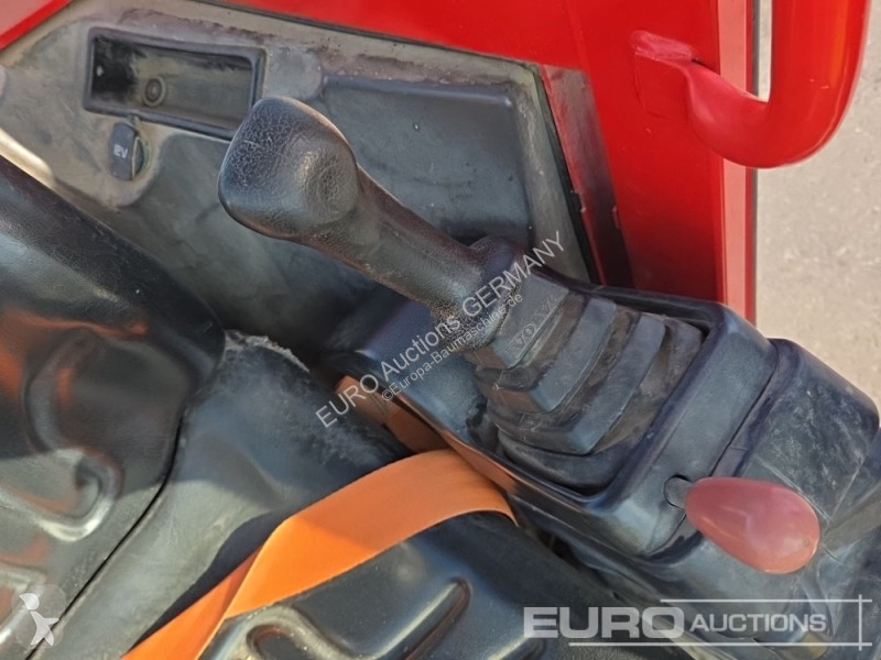 Excavadora Volvo ECR25D
