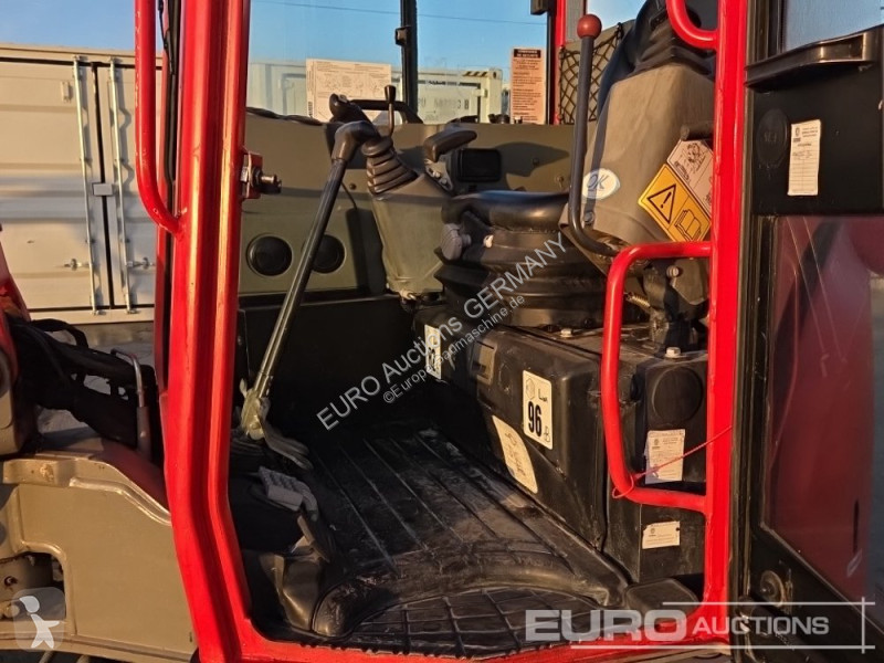جرافة Yanmar ViO50-U