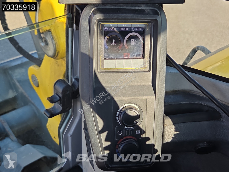 جرافة Wacker Neuson Powertilt