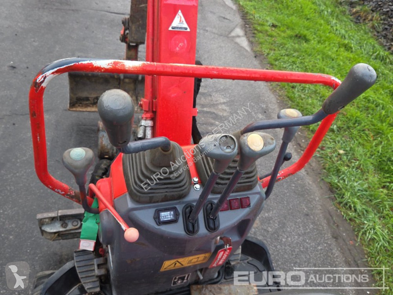 جرافة Yanmar SV08-1A(S)