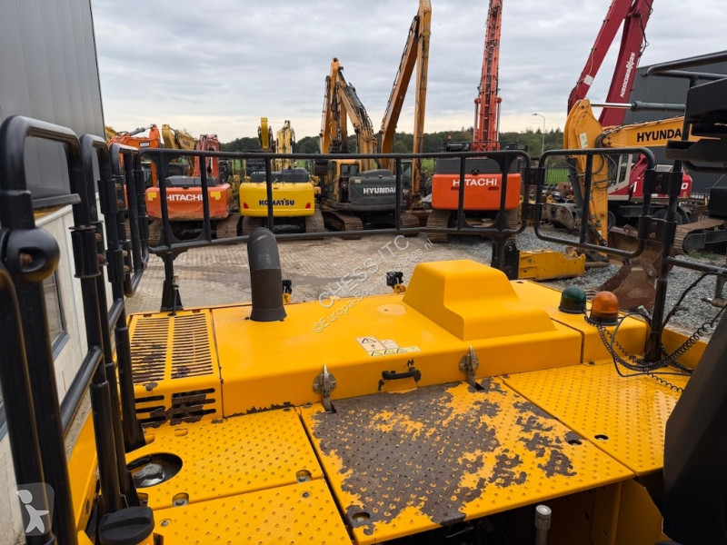 جرافة JCB 220 XL 4F - 220X LC - 220XL - 220X L4F