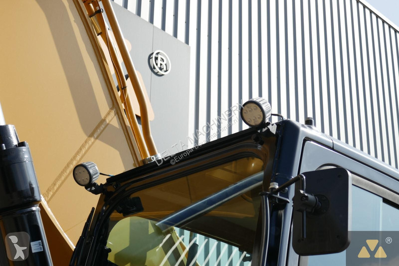 Excavadora Caterpillar 352