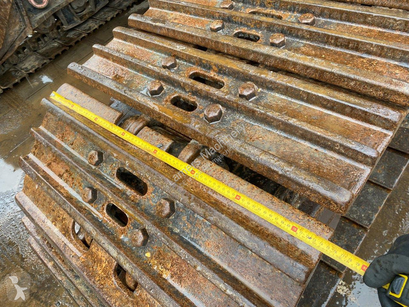 Escavatore Caterpillar NVT