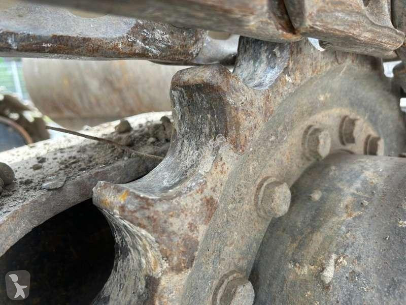 Escavadora Case