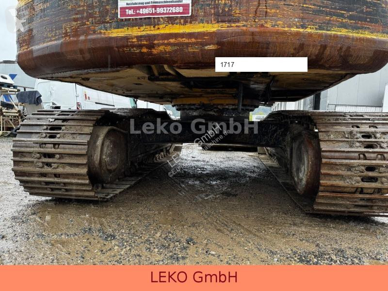 Escavatore Caterpillar 318B Mit Zwei Löffeln