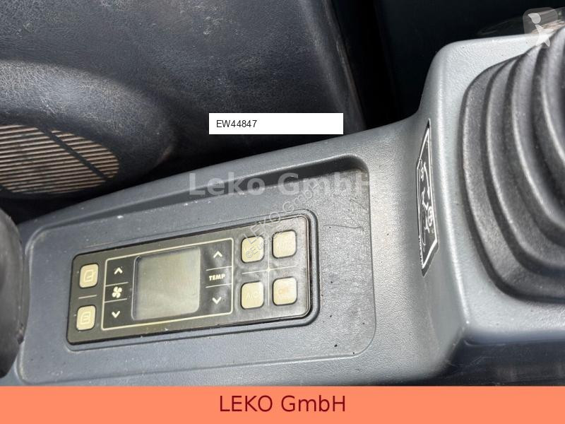 Skovl Hyundai Robex 55W-9A Mit Drei Löffeln