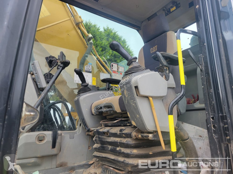 Excavator Caterpillar