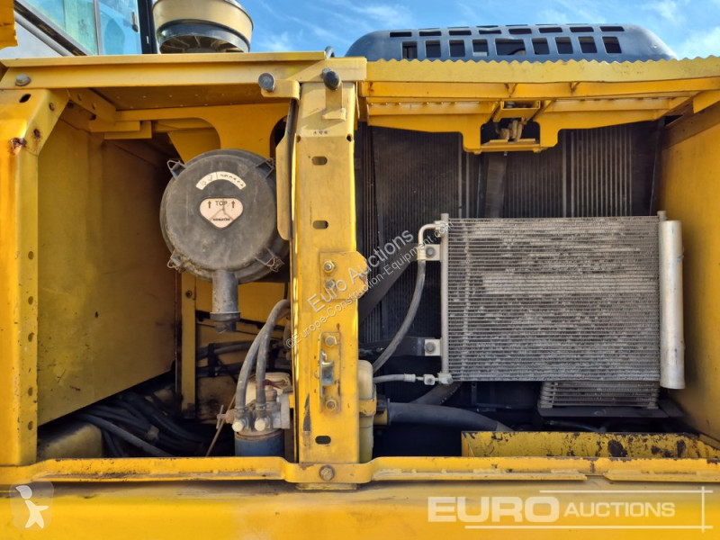 Excavator Komatsu PC210LC-8M0