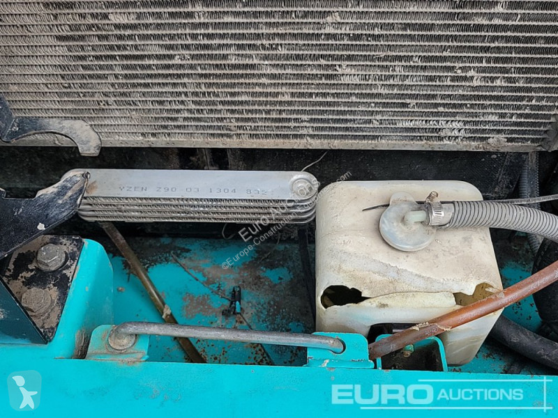 Escavadora Kobelco -8