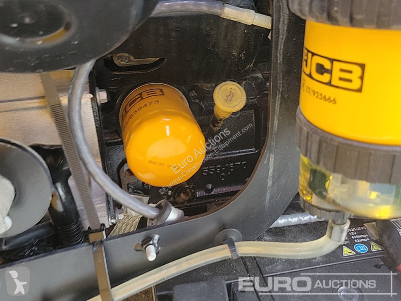 Skovel JCB 16C-1