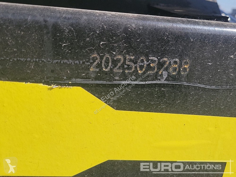 Excavator JPC HT12