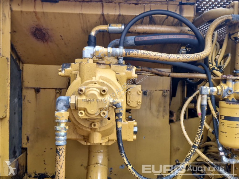 Excavator Caterpillar 320