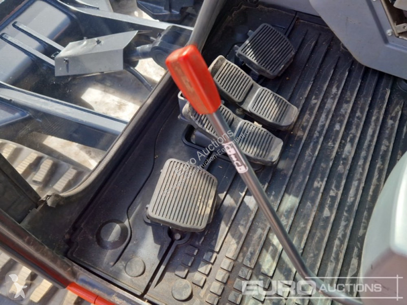 Escavatore Kubota KX080-4A