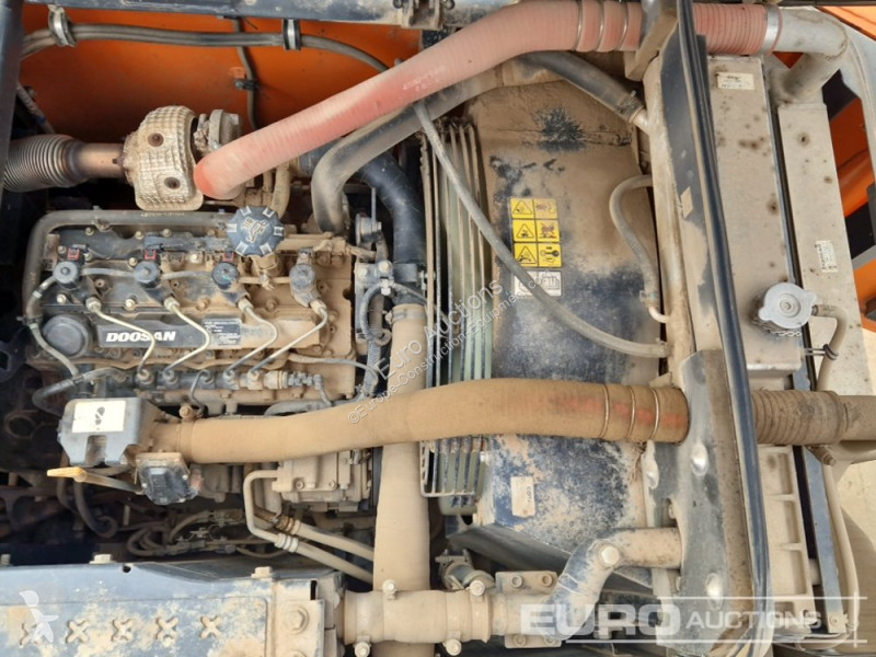 Escavadora Doosan -7