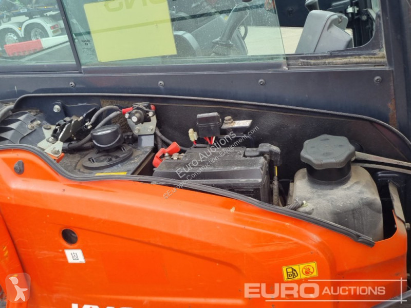 Escavadora Kubota KX027-4