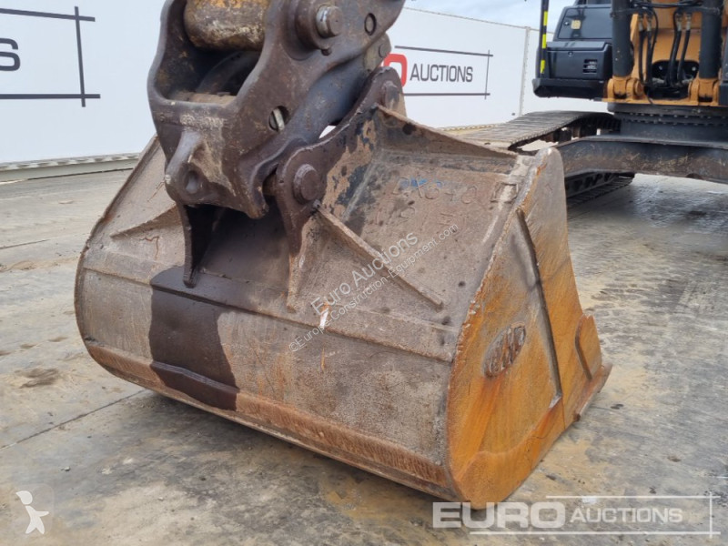 Escavadora Case CX370D