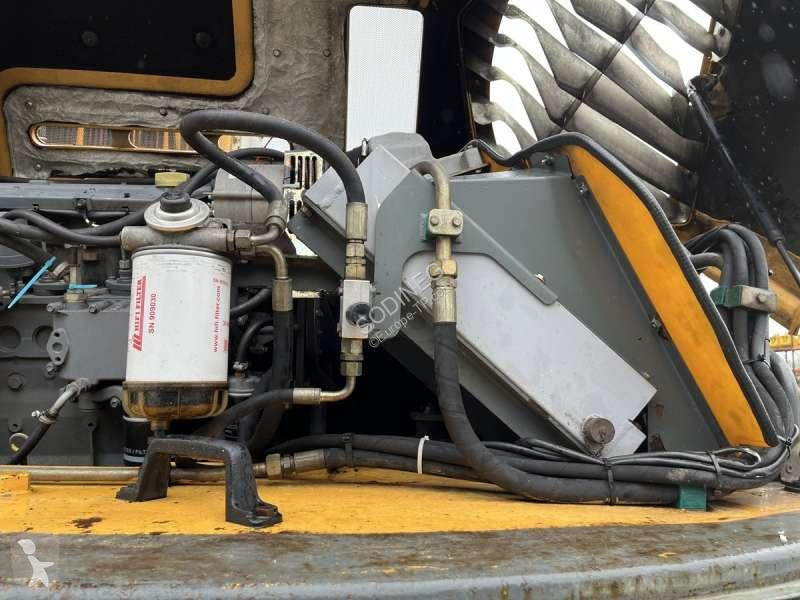 Lopatový nakládač Liebherr LITRONIC
