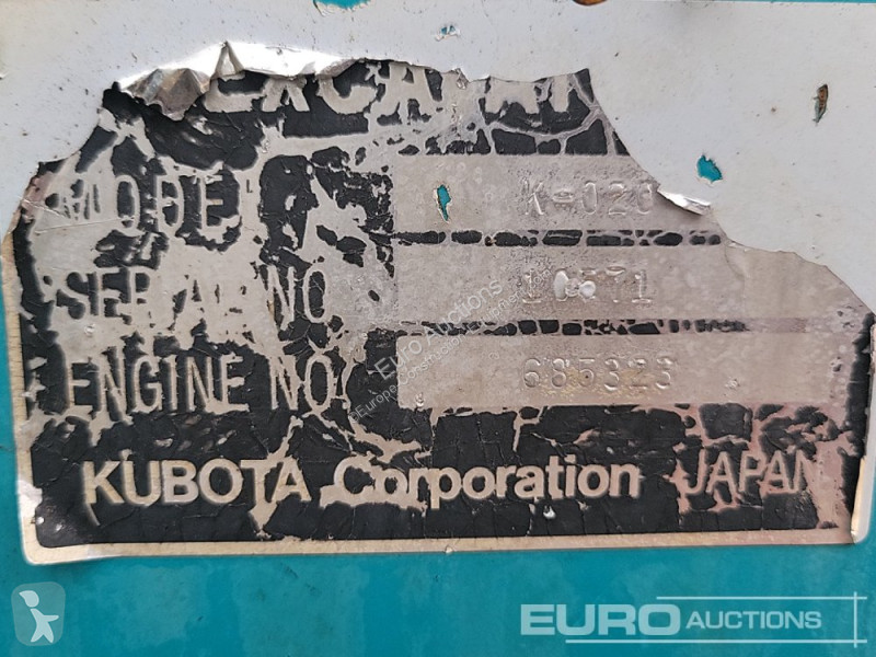 Escavatore Kubota K-020