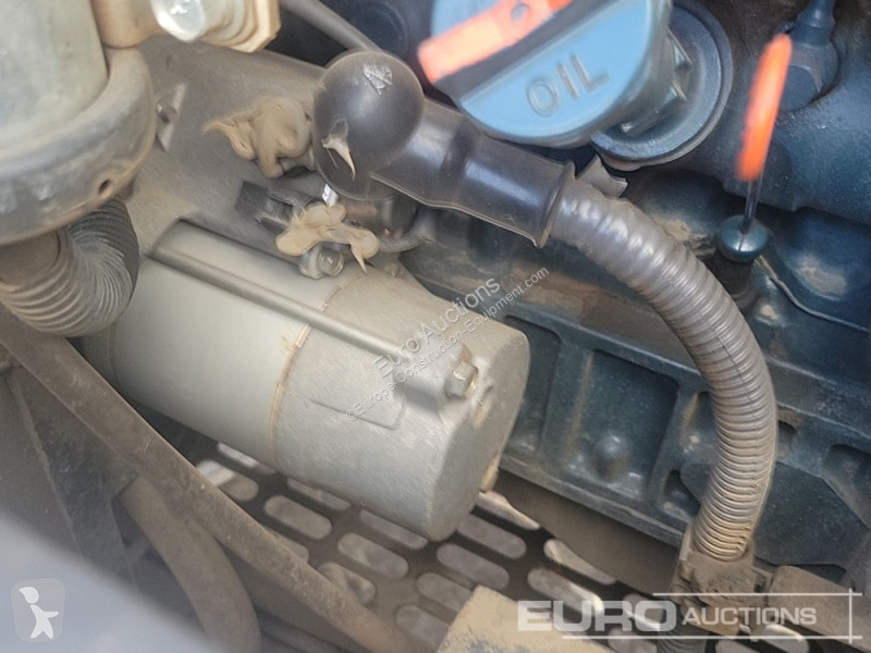 Lopatový nakládač Kubota U48-4