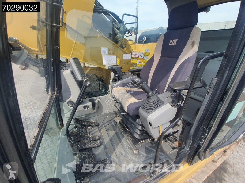 Graafmachine Caterpillar 325 F L