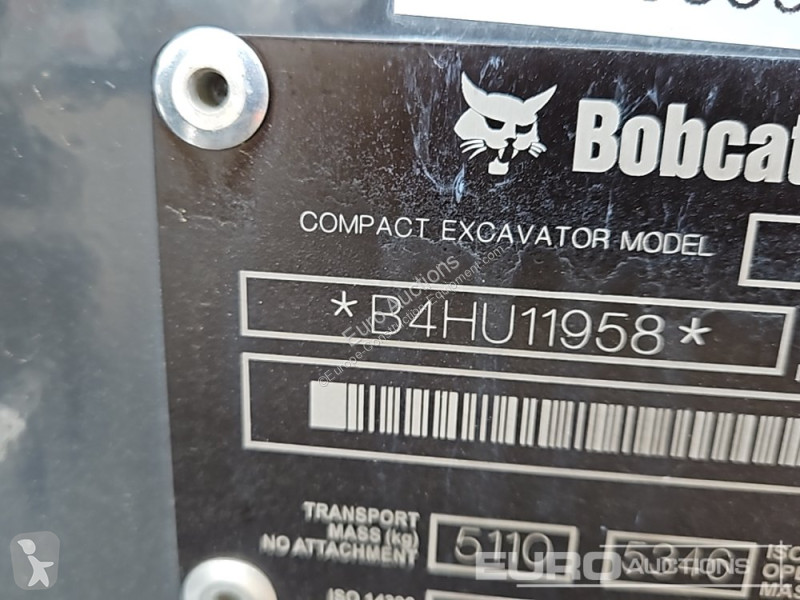 Lopatový nakládač Bobcat E55