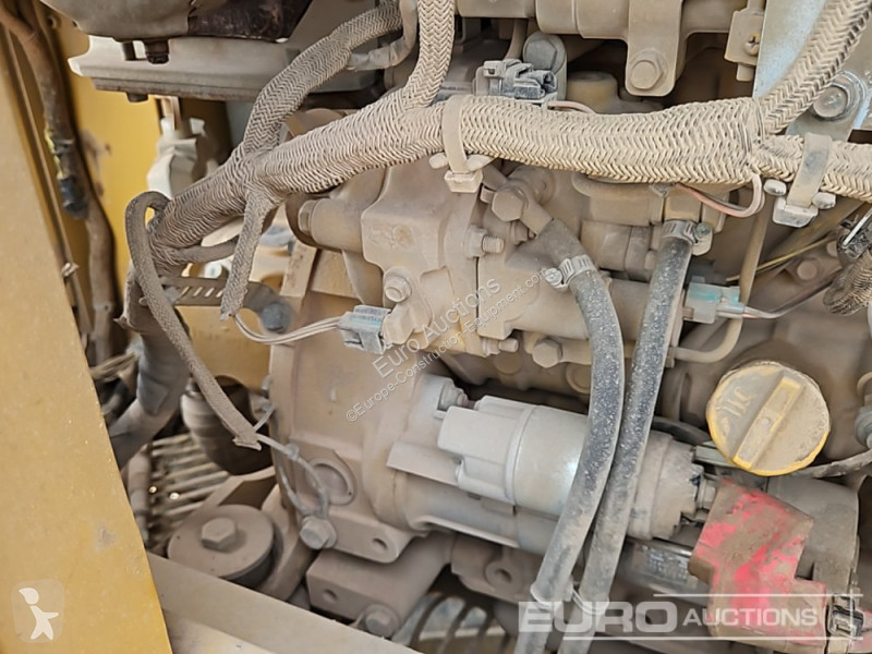 Escavatore Caterpillar R