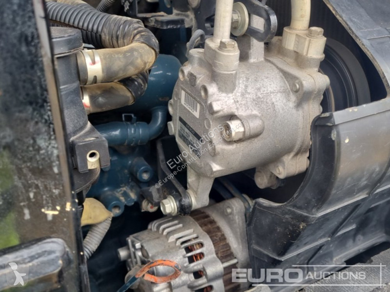 Escavatore Kubota KX080-4