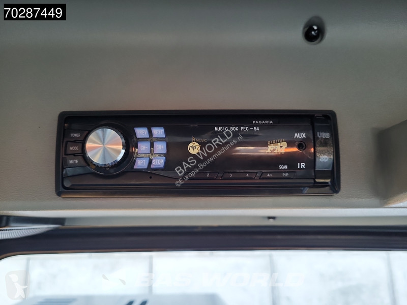 Lopatový nakládač Hyundai R215 L
