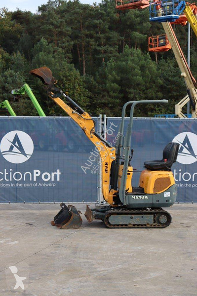 Excavator Hyundai HX10A