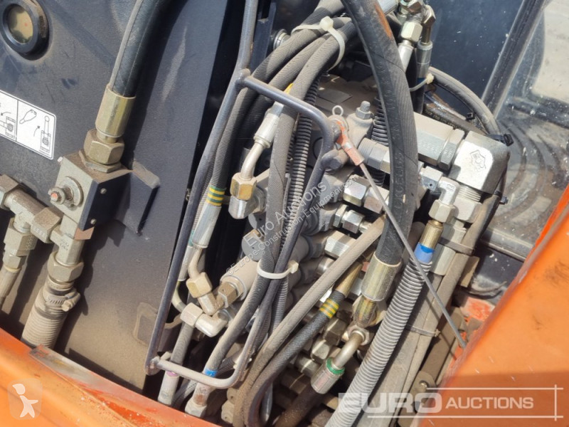 Lopatový nakládač Kubota KX101-3