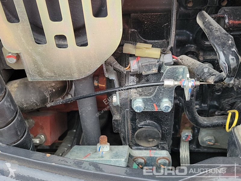 Lopatový nakládač Yanmar SV26