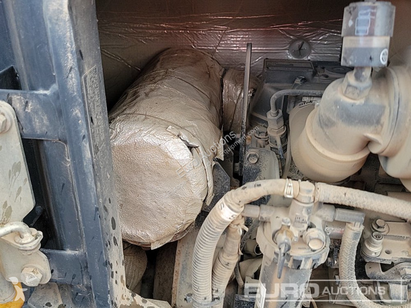 Lopatový nakládač Komatsu PC26MR-3