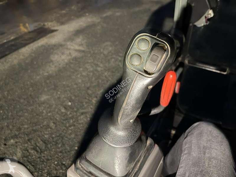 Rýpadlo Hitachi