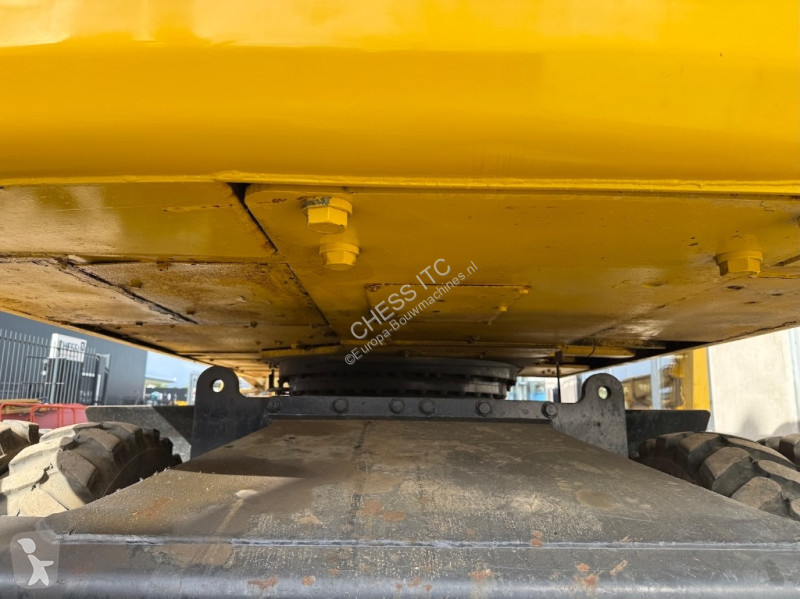 جرافة Komatsu 220-7 - 220 - 200 -