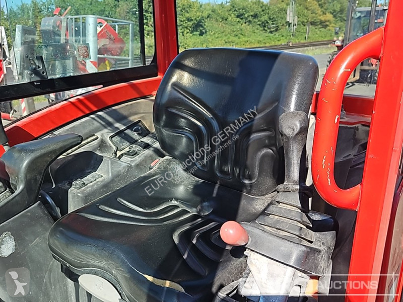 Экскаватор Volvo ECR25D