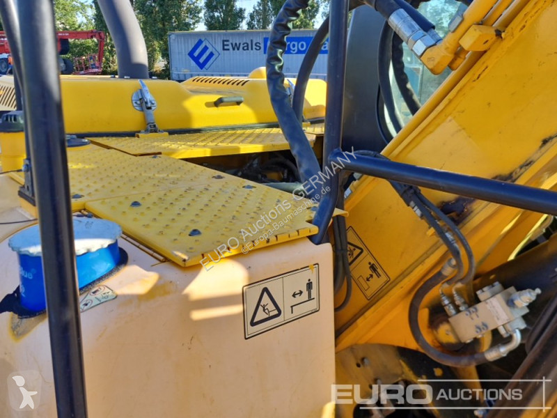 جرافة JCB