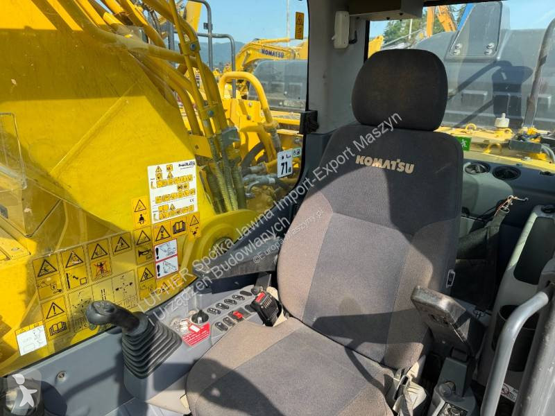 Excavator Komatsu PC360LC-11E0