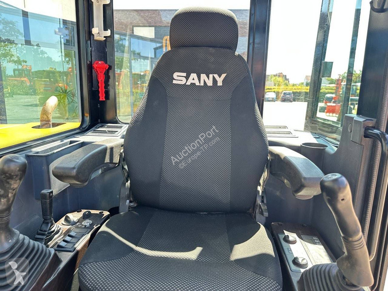 جرافة Sany