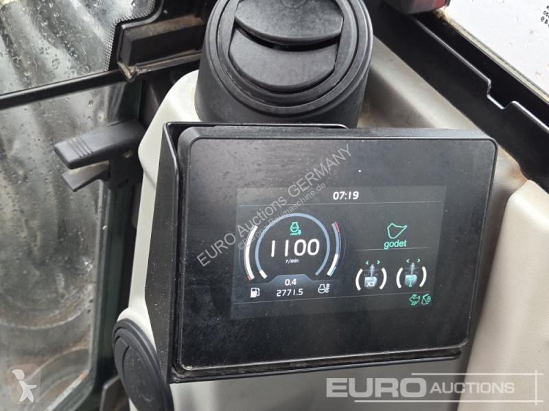 جرافة Volvo ECR50F