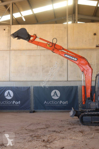 Doosan DH55-V excavator